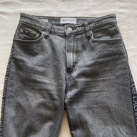 Calvin Klein Jeans Denim - 🔥 4/$20 Calvin Klein Mom Jeans Size 27 gray wash